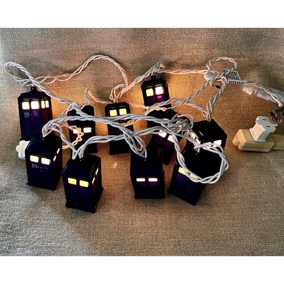 Rabbit Tanaka Other - BBC Doctor Who Tardis Police Call Box String Lights Set of 10 Working 43290-DW